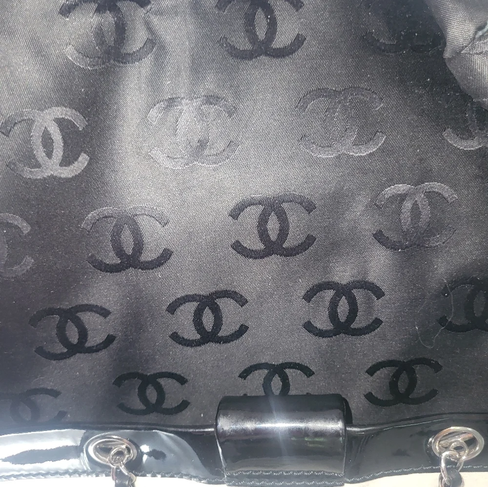 Chanel Black Patent Leather and White Pony Hair*  Runway Tote - Picture 11 of 14